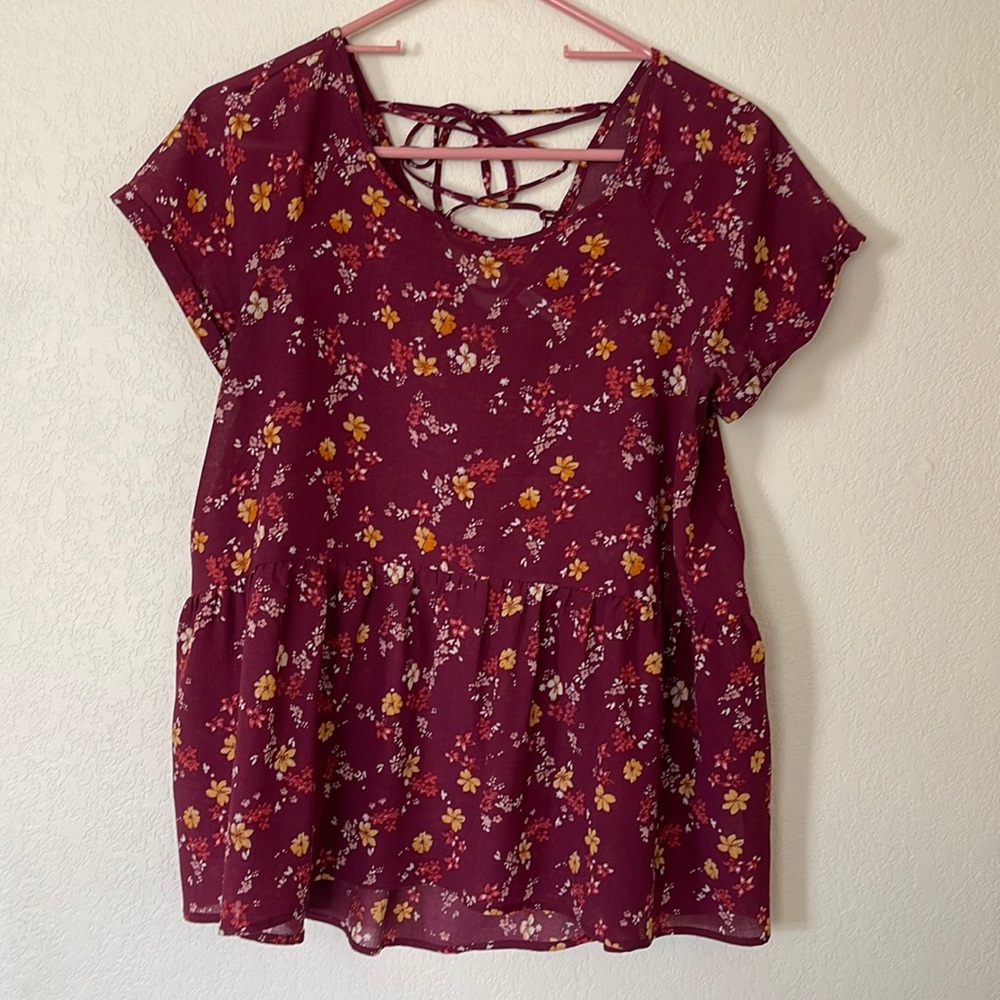 Flowery top size Medium